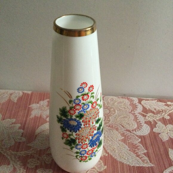 Hand painted vase 8" tall floral gold rim home indoor decor - Picture 2 of 6